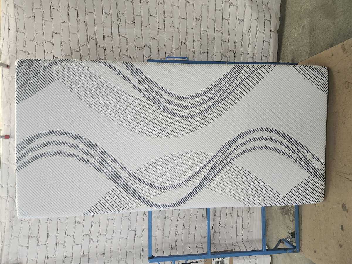Tempur-Pedic ProSense Medium 12 Inch Mattress - Twin XL - Gallery Image 4